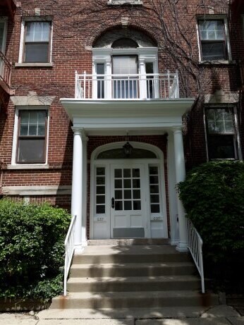 ¡Ubicación! ¡Ubicación, ubicación! - 637 Library Pl