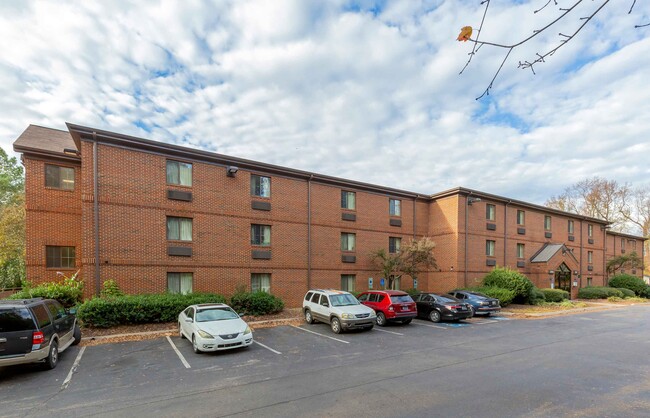 Building Photo - Furnished Studio-Raleigh - North Raleigh - Wake Towne Drive