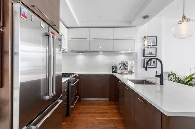 Foto del edificio - 1 bedroom in Brooklyn NY 11211