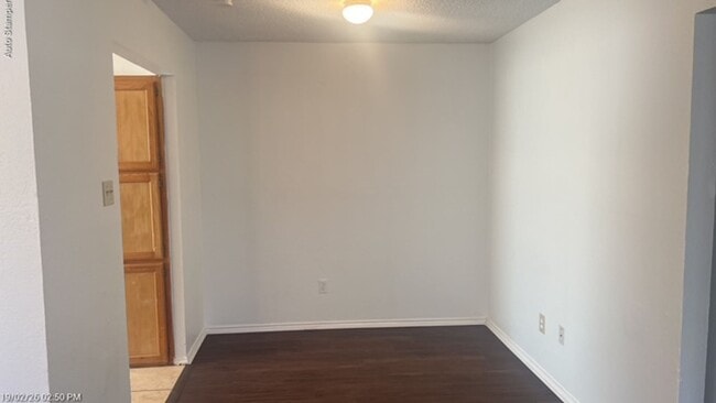 Building Photo - 237 Minnie Dr Arlington, 76012