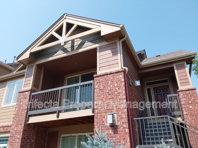Foto del edificio - 2445 Windrow Dr