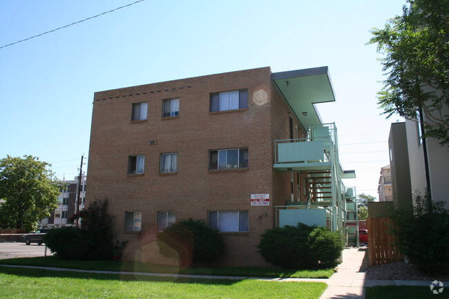 Building Photo - Vine Apartments