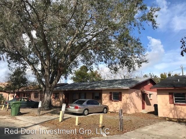 Primary Photo - 804-822 Douglas St