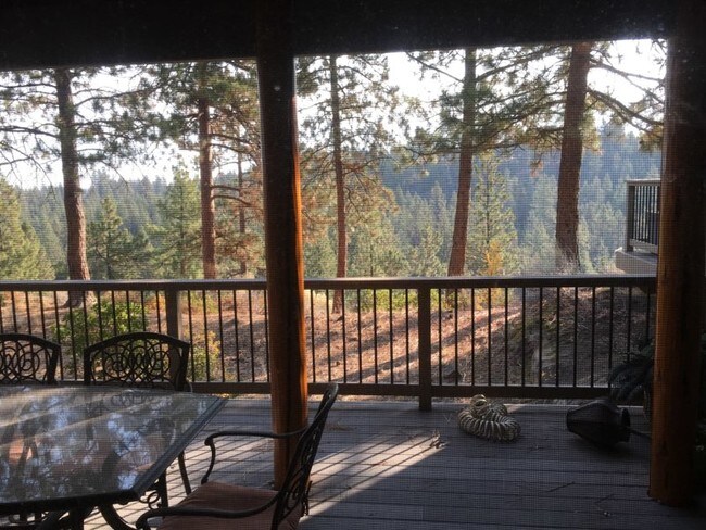 Building Photo - 61317 Big Eddy Cir