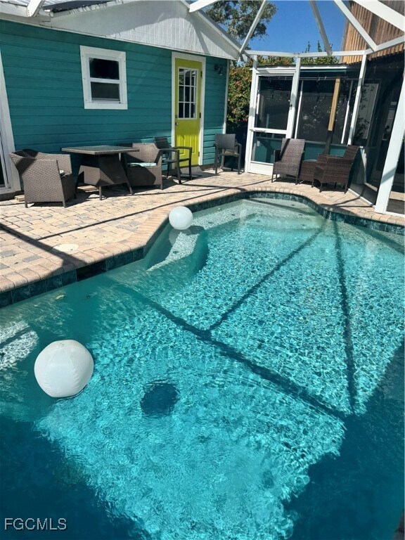 Foto del edificio - 2470 Rose Ave