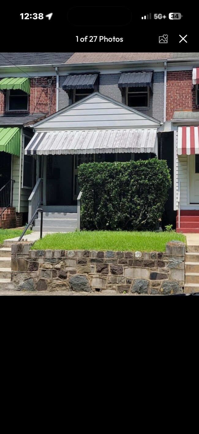 Front - 3144 M Pl SE