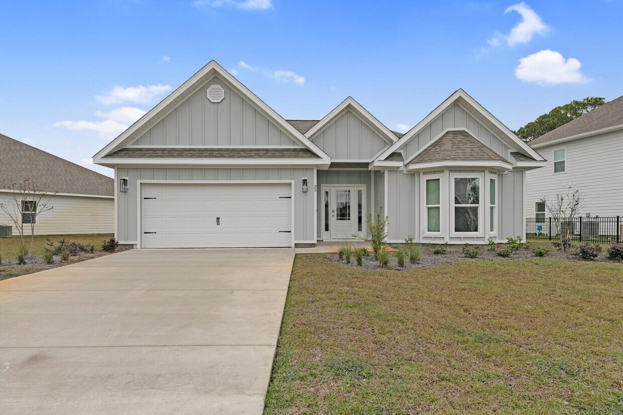 Primary Photo - 28 Krewe Cir