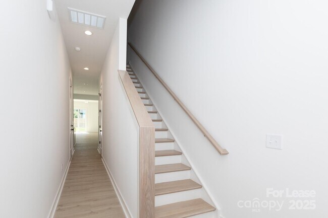 Foto del edificio - 505 Bowman Rd