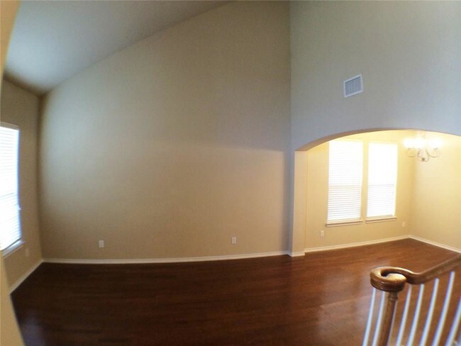 Building Photo - 6906 Shore Breeze Ct