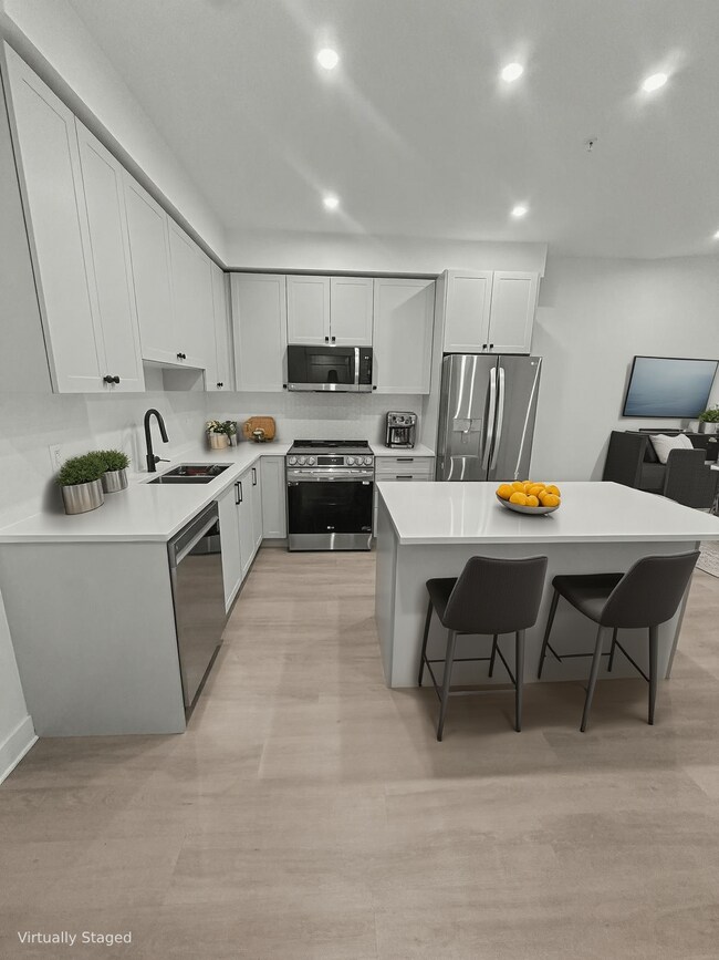 Photo du bâtiment - 20144-20186 86 Ave