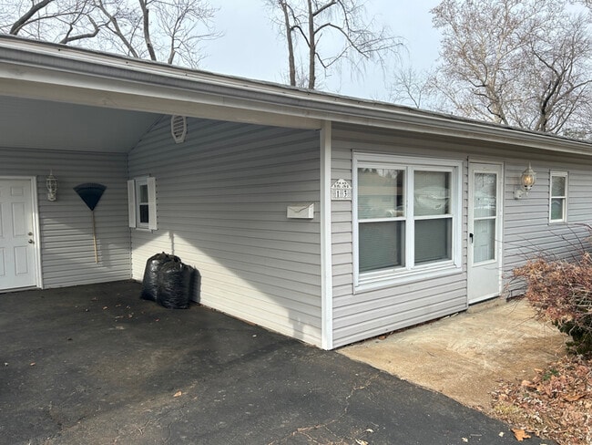 Building Photo - 13 Brightwell Ct