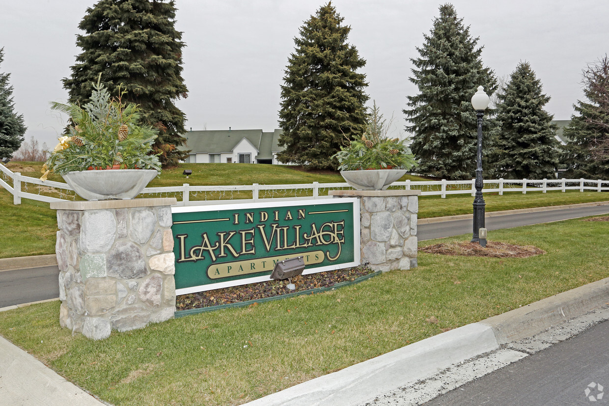 Foto principal - INDIAN LAKE VILLAGE APARTMENTS