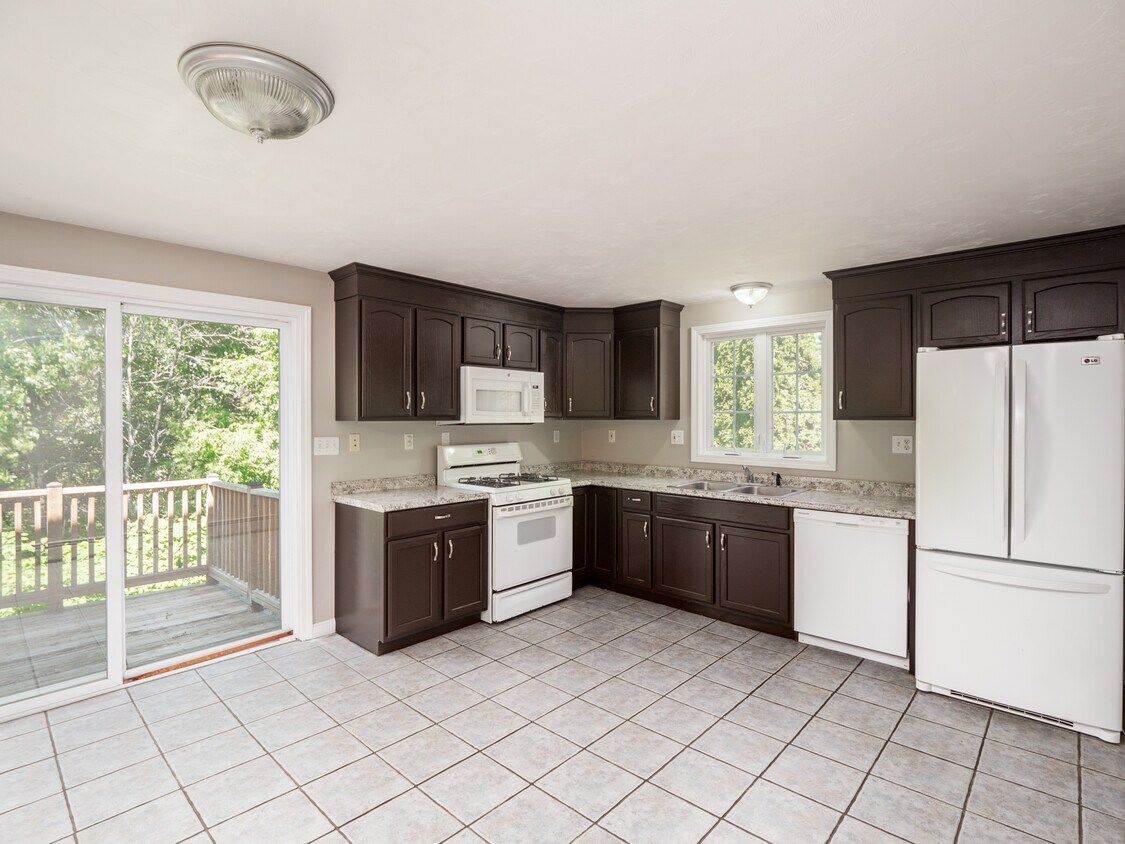 Primary Photo - 90A Loxwood St