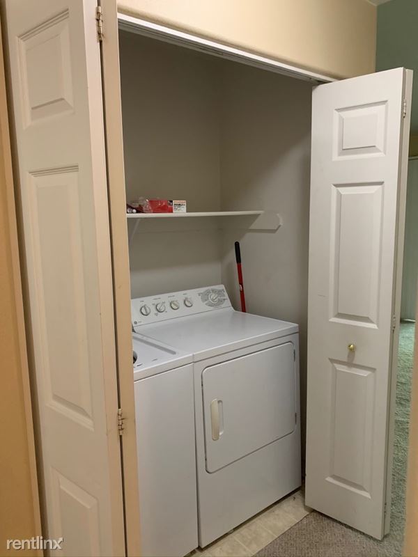 Building Photo - 2 br, 2 bath Condo - 4694 W Powell