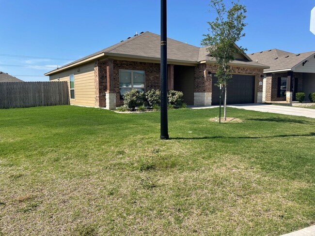 Foto del edificio - 7503 McCulloch Rd