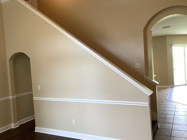 Building Photo - 937 E Terranova Way