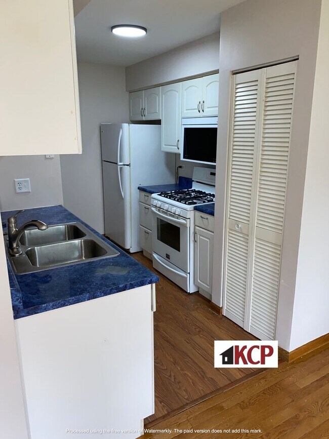Foto del edificio - 2/3 Bedroom Townhouse in Gurnee School Dist