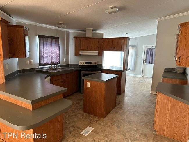 Building Photo - 3 br, 2 bath House - 2022 Luke Lane