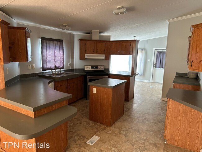 Foto del edificio - 3 br, 2 bath House - 2022 Luke Lane