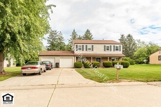 Building Photo - 5005-5007 Vermont Ln