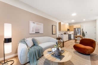 Building Photo - 431 Dr Martin Luther King Jr Blvd