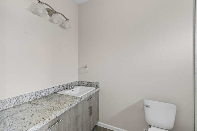 Foto del edificio - 912 N Kentucky St