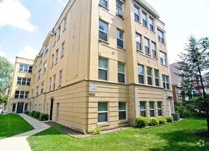 Building Photo - 2321 N Oak Park Ave