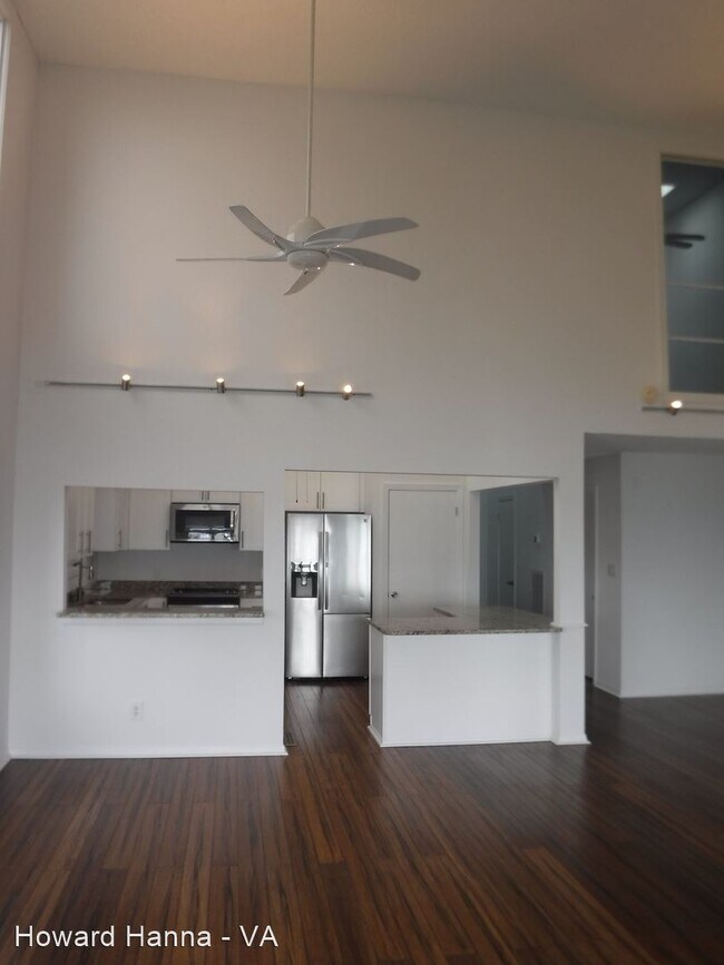 Building Photo - 4 br, 3 bath House - 2826 Charlemagne Drive