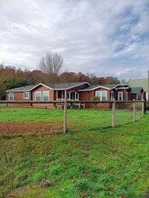 Building Photo - 2001 Greenwood Rd S