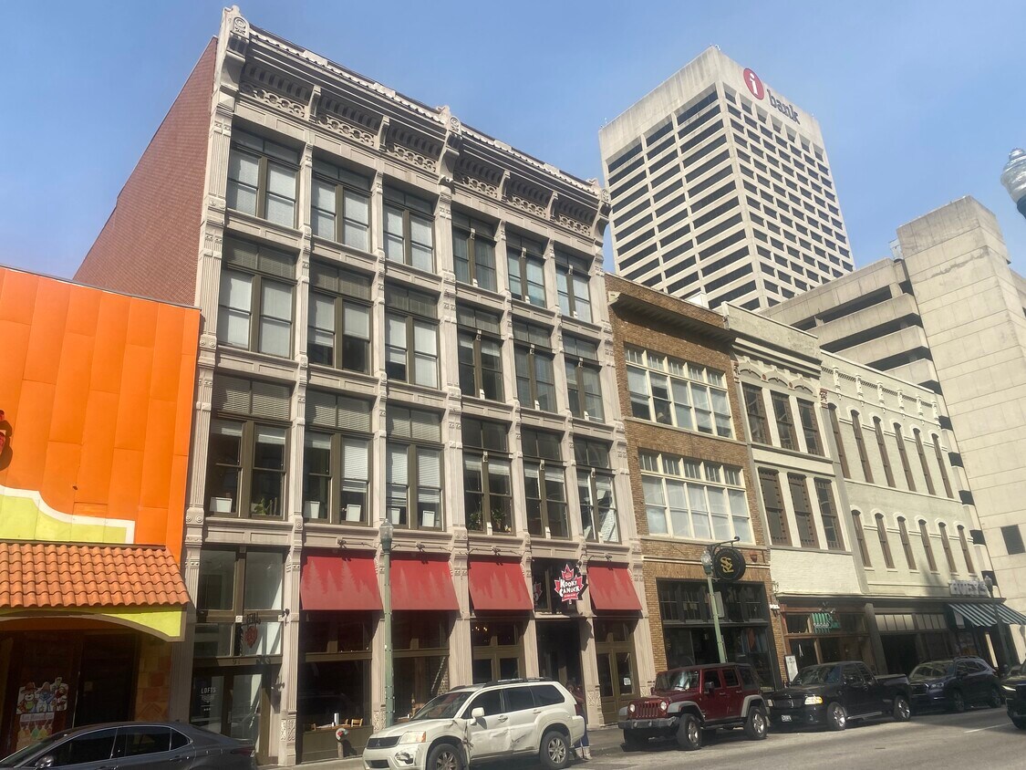 Lofts at Merchant Row Apartments in Memphis, TN
