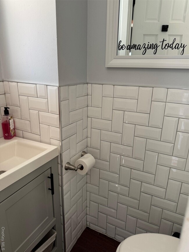 Building Photo - 322 Swinton Ave