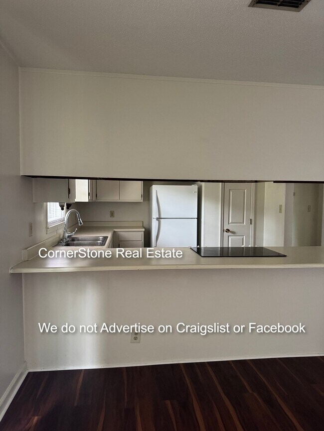 Building Photo - 123 - B Deerfield Drive, Spring Lake NC 28390