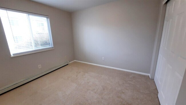 Building Photo - 491 Coronado Way