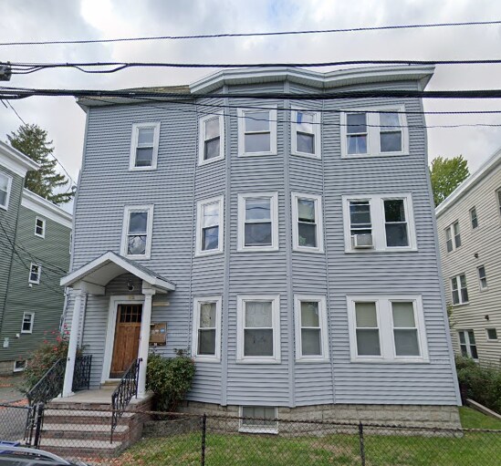 Primary Photo - 62 Brock St