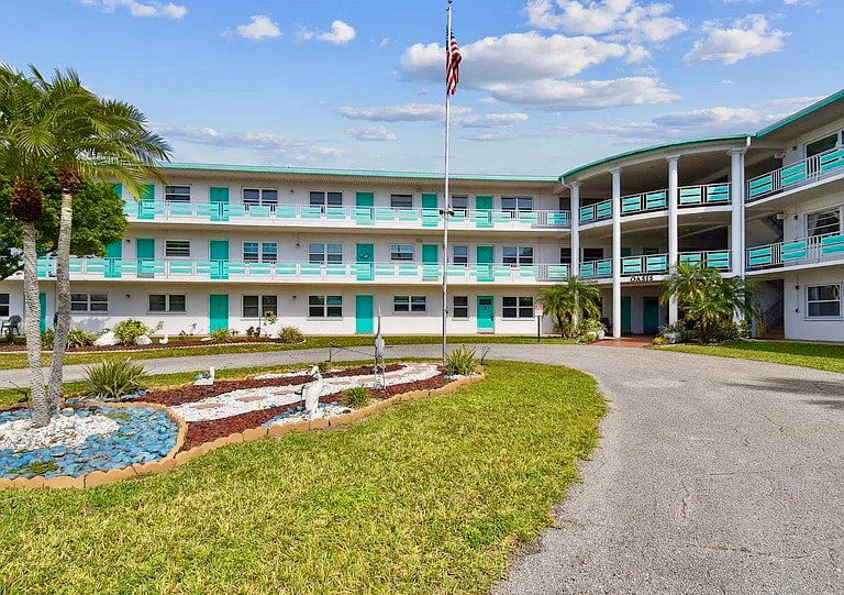 Photo - 1900 59th Ave N (Saint Petersburg, FL)