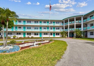 Building Photo - 1900 59th Ave N