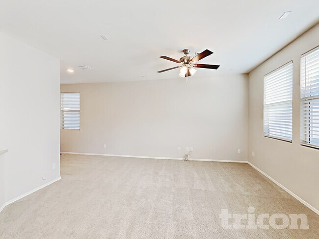 Building Photo - 40605 W Nicole Ct