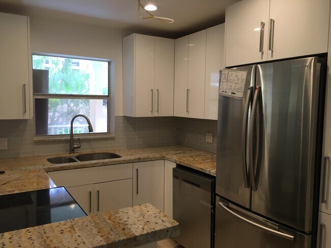 Foto del edificio - 2870 NE 14th Street Causeway