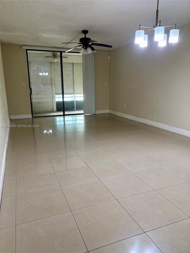 Foto del edificio - 1800 SW 81st Ave