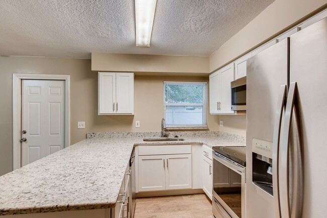 Foto del edificio - 228 Oakhurst St