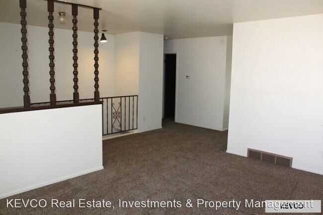 Foto del edificio - 4 br, 2 bath House - 1480 Edgewood Ct