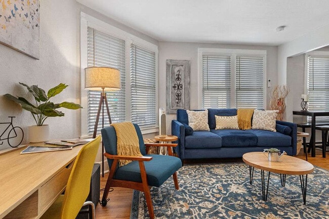 Building Photo - 2490 Main St