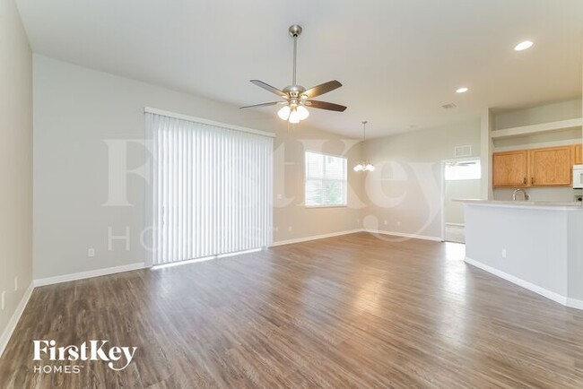 Building Photo - 452 Bay leaf Drive