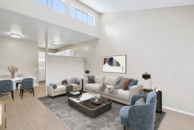 Building Photo - Hidden Creek Apartments