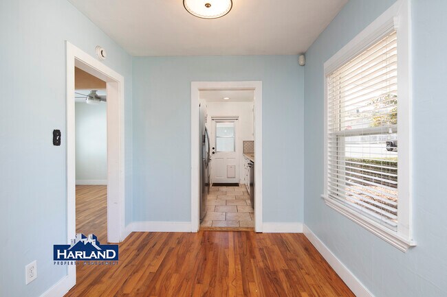 Foto del edificio - 4255 Parks Ave