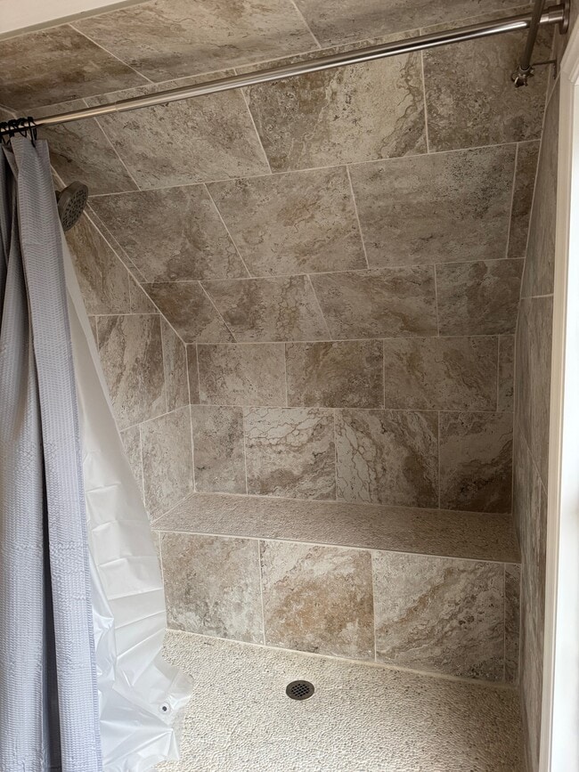 Foto del edificio - 2470 Crow Valley Rd NW