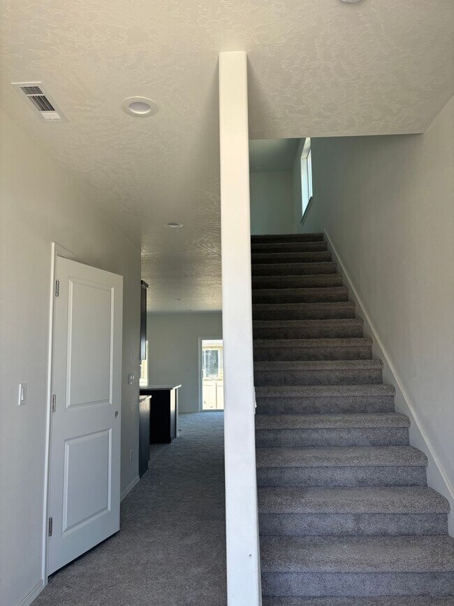 Foto del edificio - 3670 S Roosevelt Pl