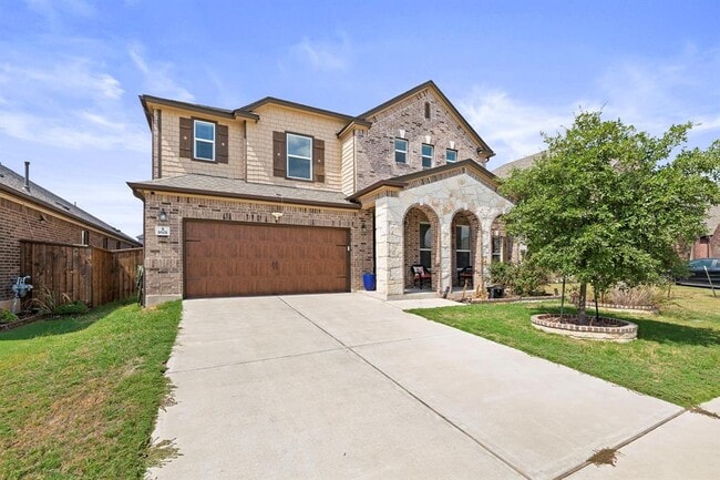 Building Photo - 1601 Sonny Dr