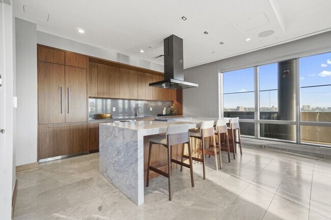 Foto del edificio - 75 Park Ln S
