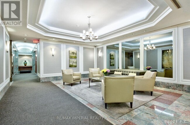 Building Photo - 24 Wellesley St W